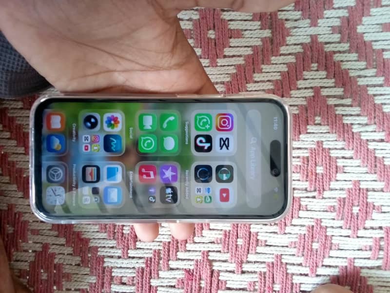Apple iPhone 14 Pro 3