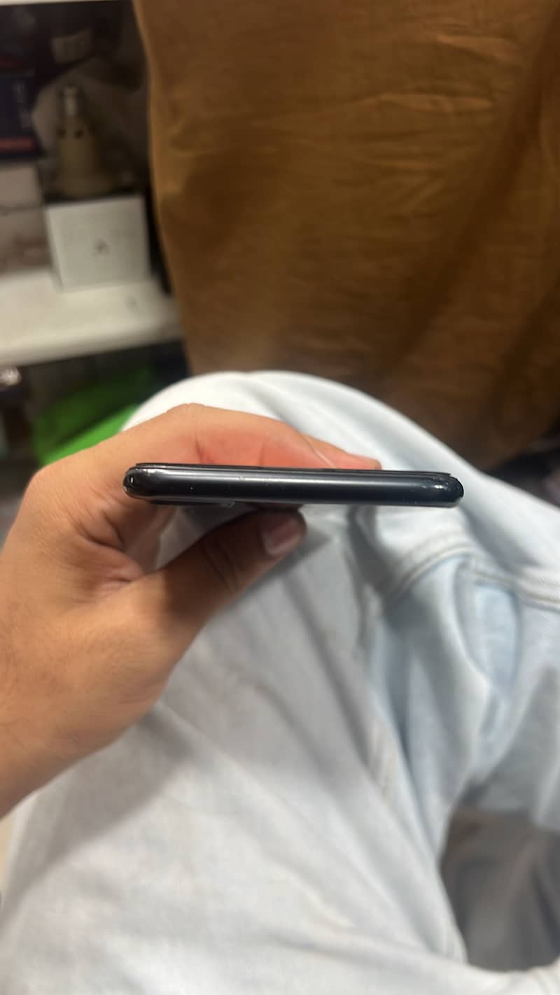 Apple iPhone 7 Plus 1