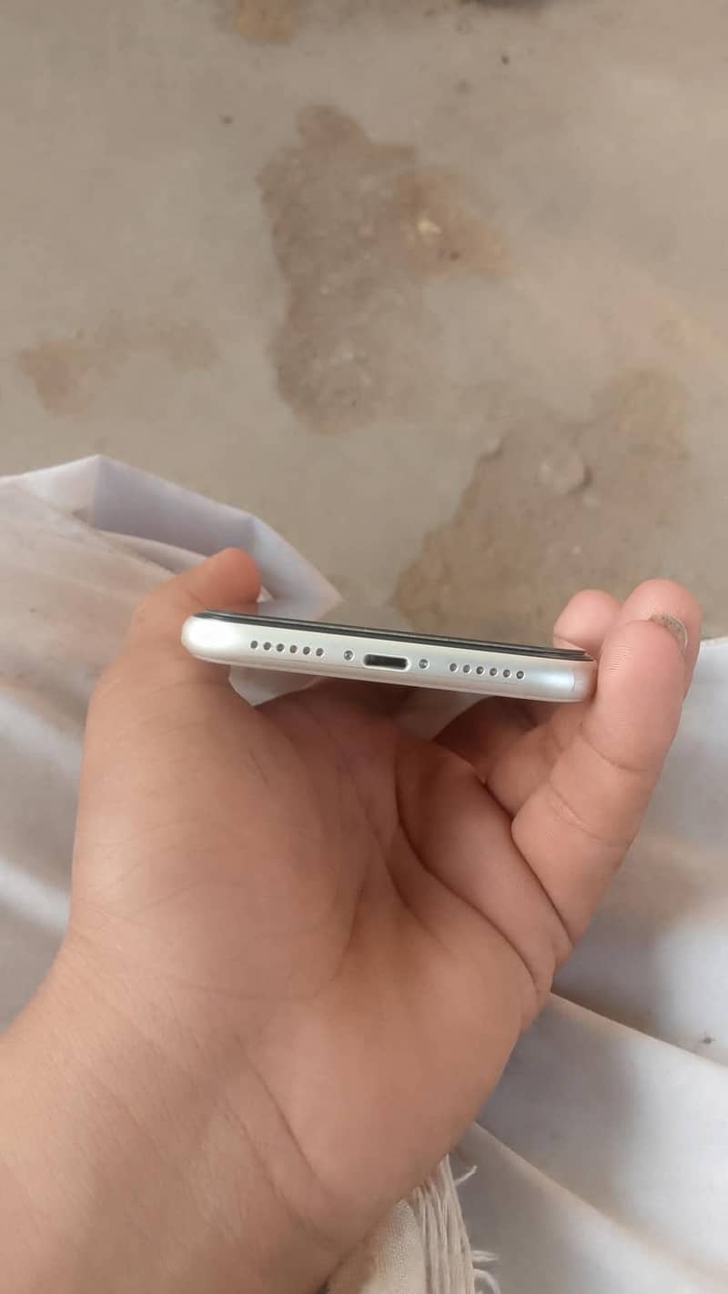 iphone 11 condition 10.10 7