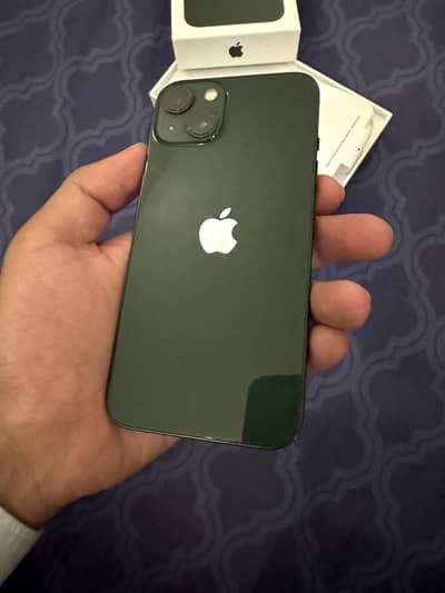 Apple iPhone 13