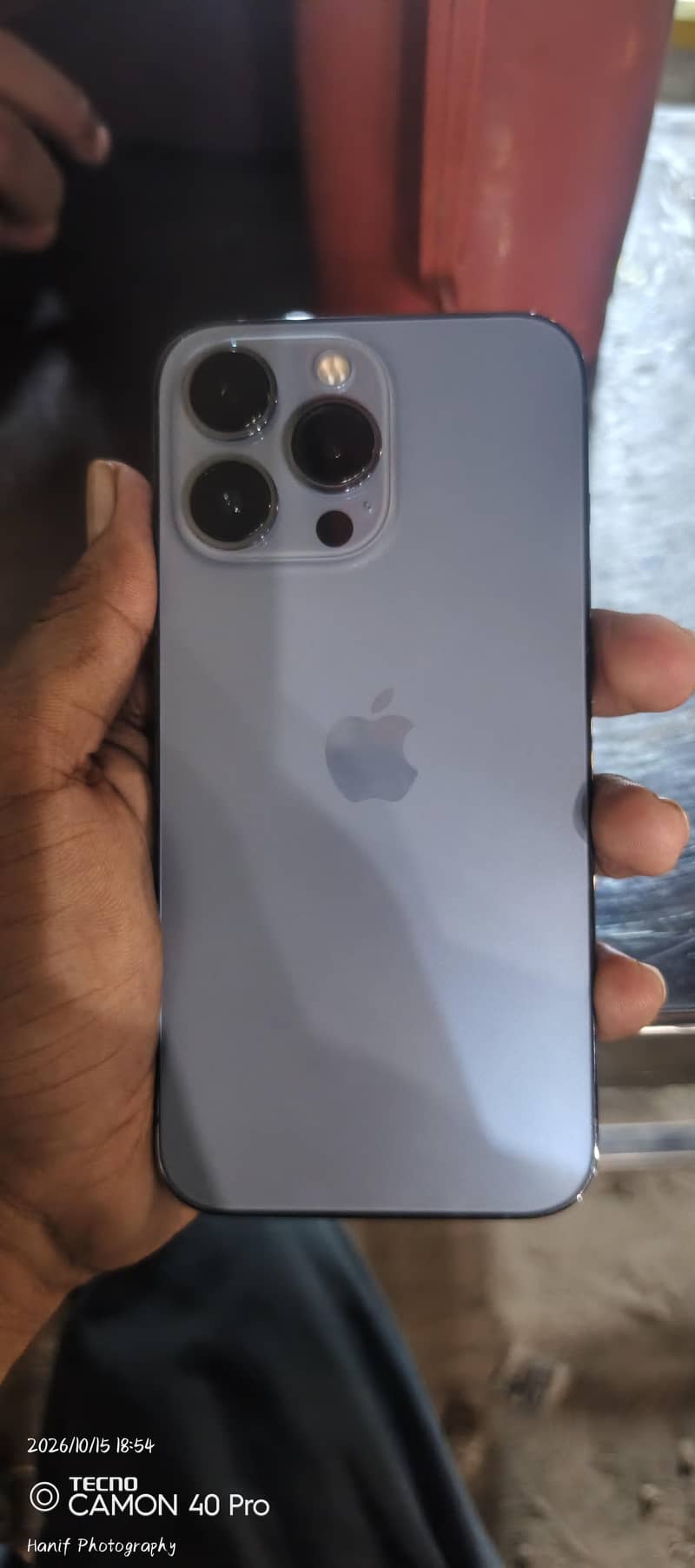 Apple iPhone 13 Pro 3