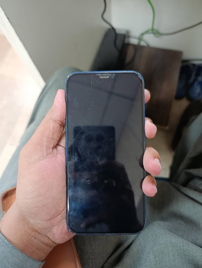 Apple iPhone 12 5