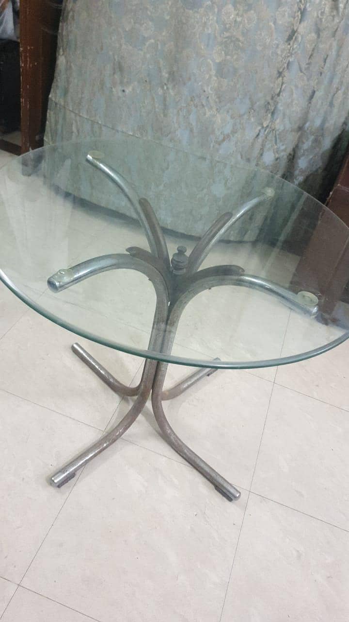 Central Table Dining Table 1