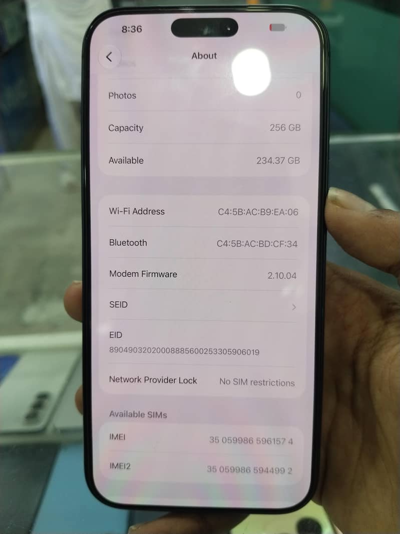 Apple iPhone 17 Pro Max 4