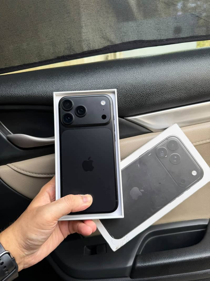 Apple iPhone 18 Pro Max 0