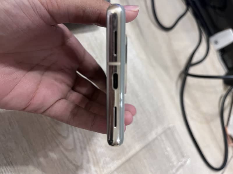 Google Pixel 7 Pro 6