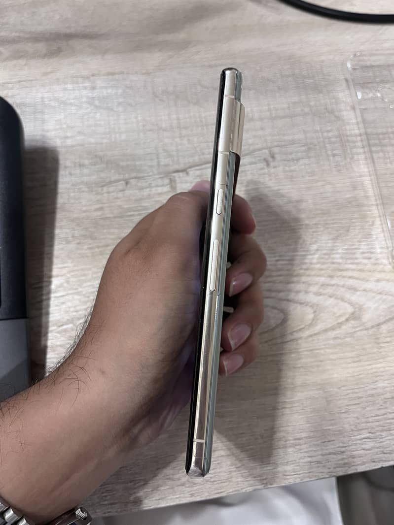 Google Pixel 7 Pro 8