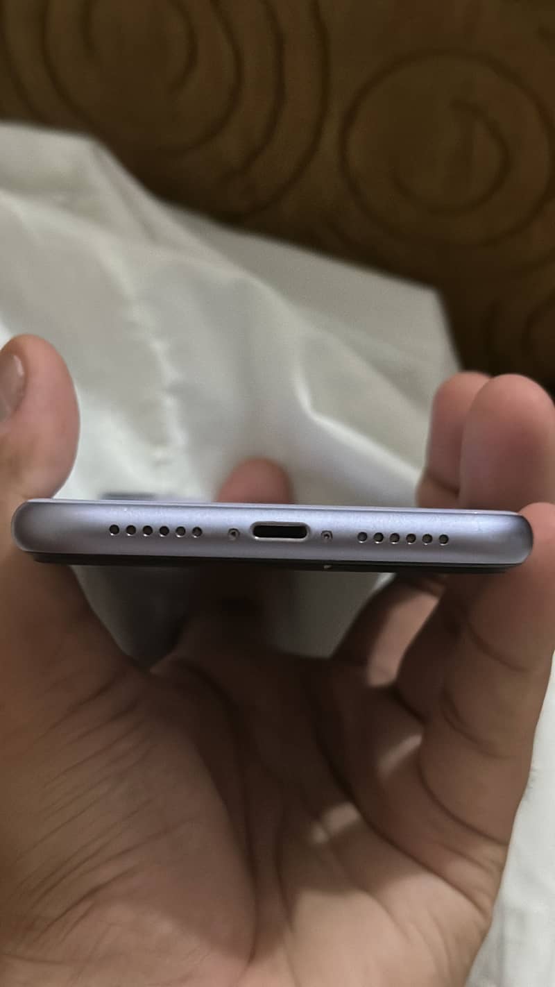 Apple iPhone 11 2