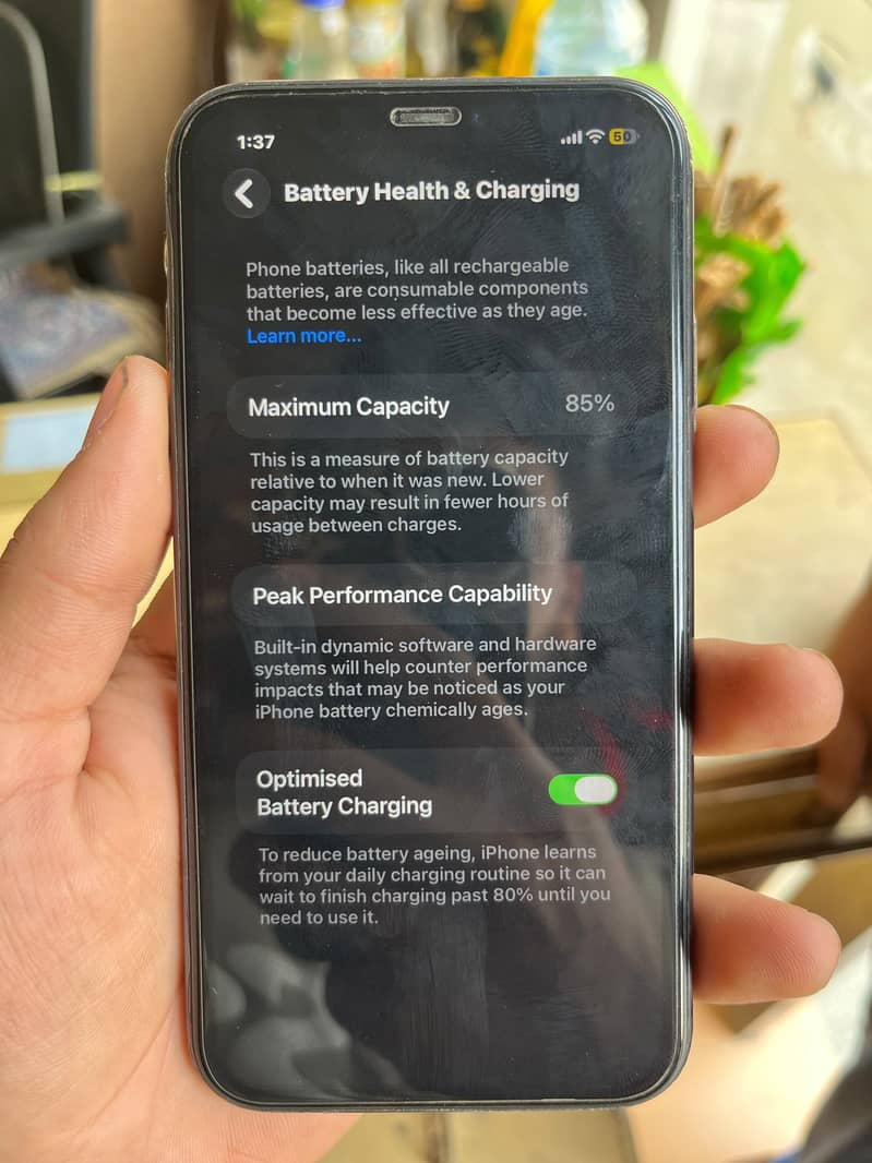 Apple iPhone 11 3