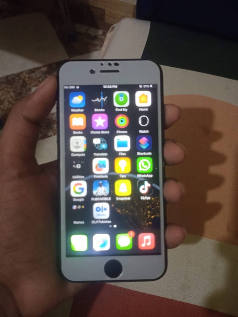 iPhone 8 1