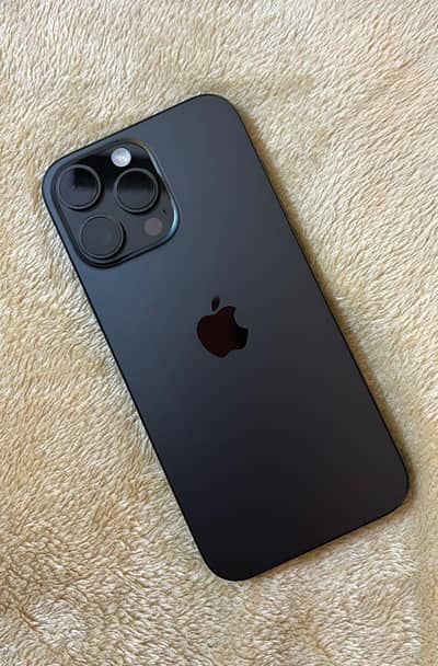 Apple iPhone 16 Pro Max