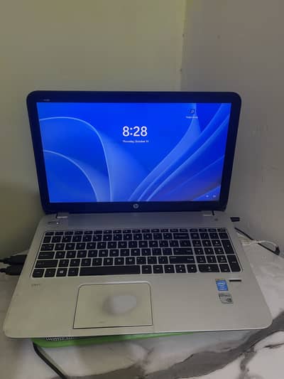 Core i7 4 | 256Gb SSD | 16Gb Ram | 2Gb Nvidia Graphic Card