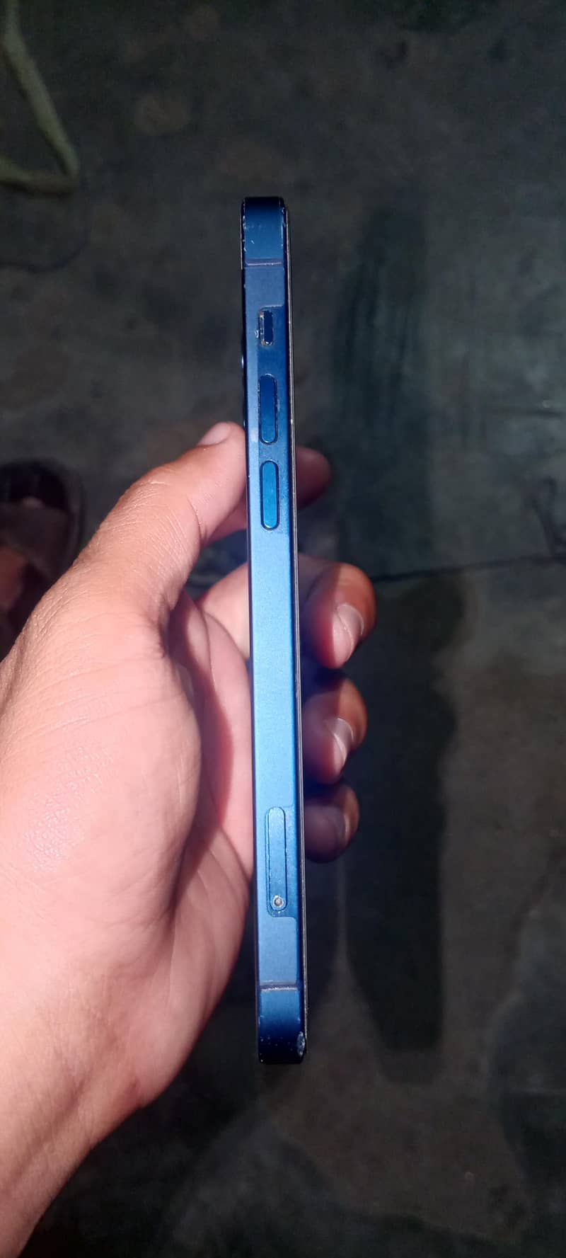 Apple iPhone 12 6