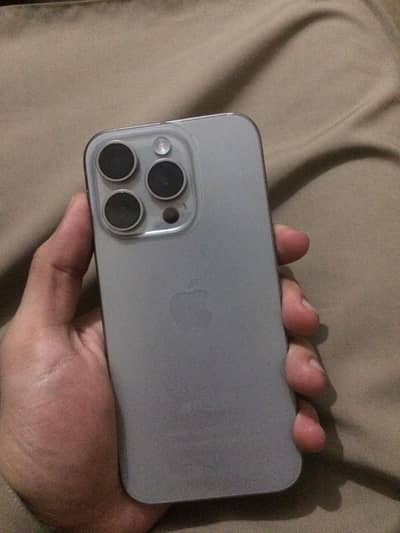 Apple iPhone 15 Pro