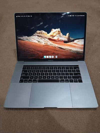 MacBook Pro 2017 16GB RAM 256GB SSD 2GB Graphics