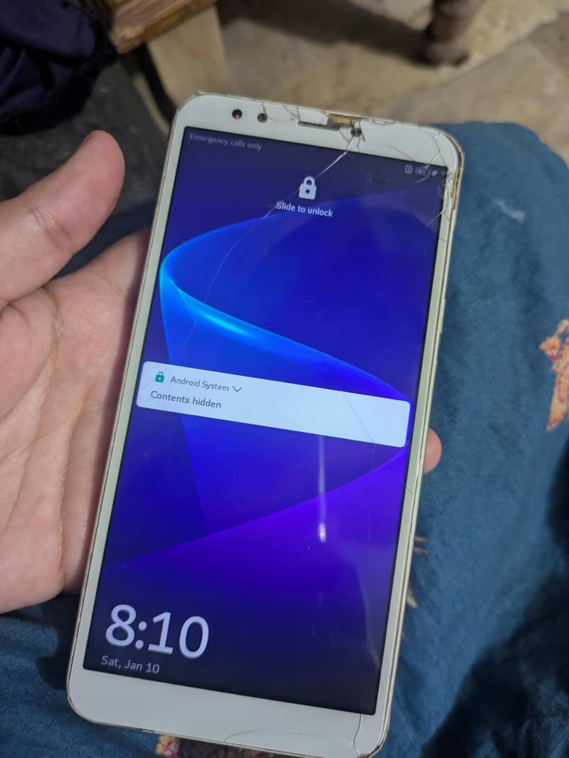 Honor 7C 1