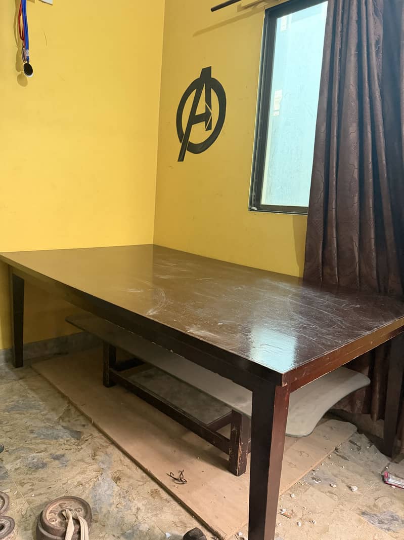 Dining Table (8 Seater) 0