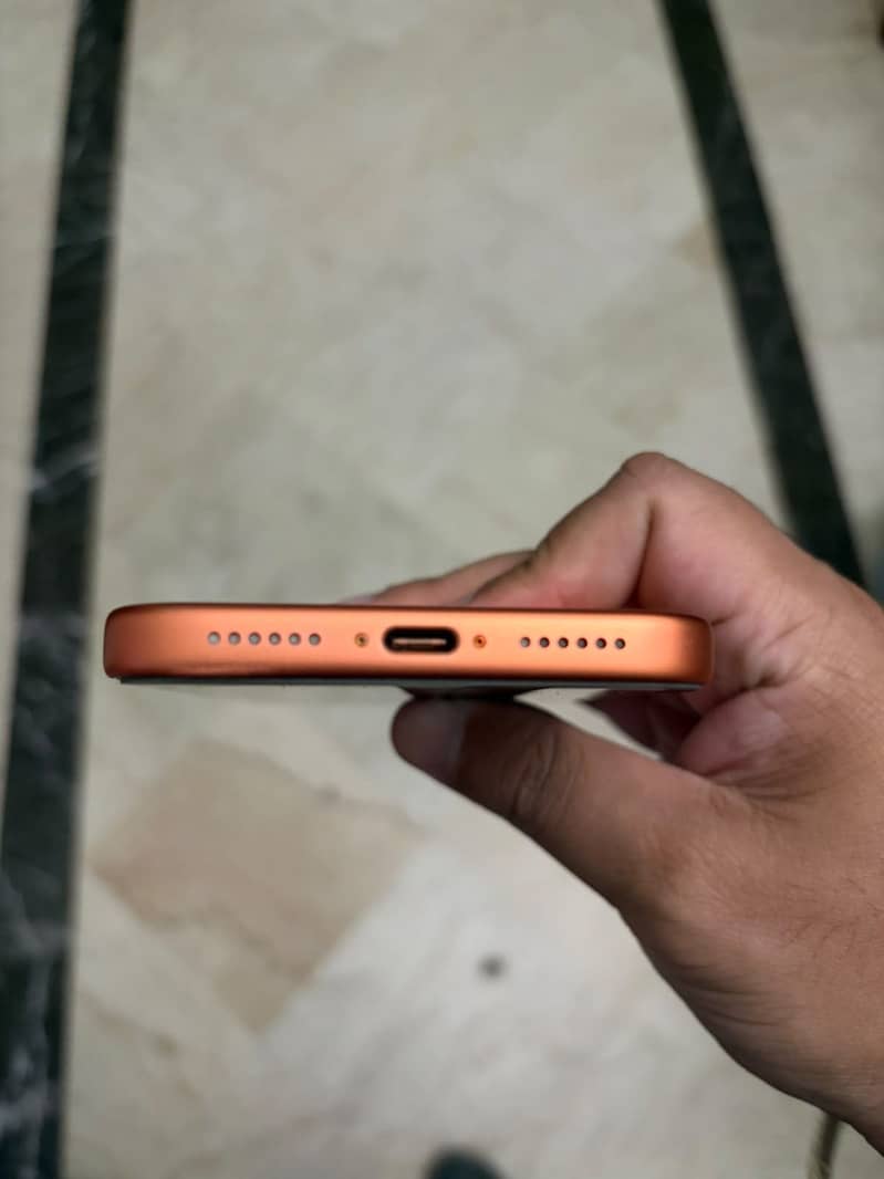 Apple iPhone 17 Pro Max 2