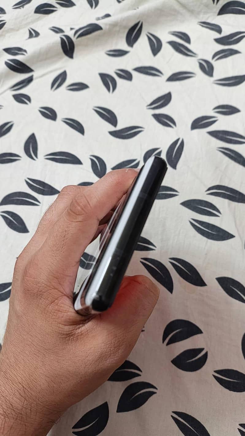 Google Pixel 6a 3