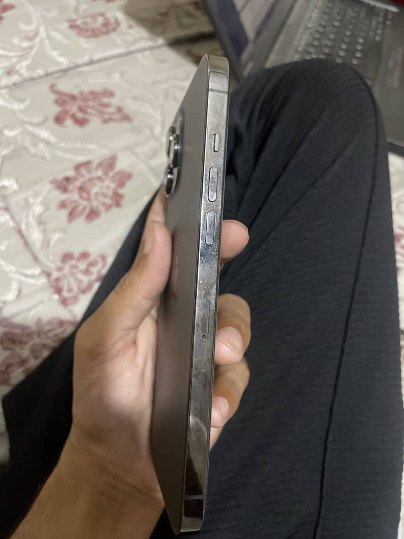 Apple iPhone 12 Pro Max 6