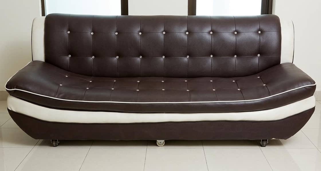 5 seater old sofa 0