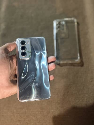 OPPO Reno12
