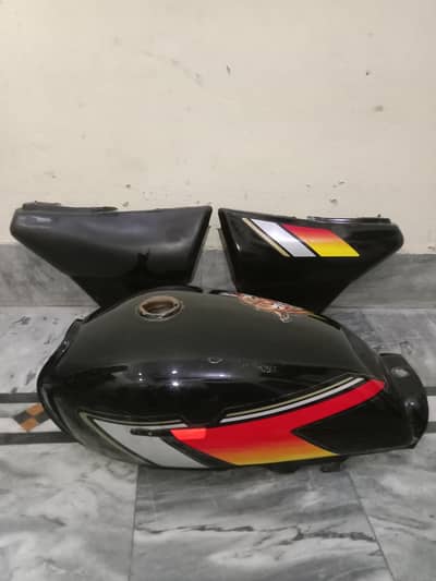 Honda 70cc  petrol Tanki and tapay