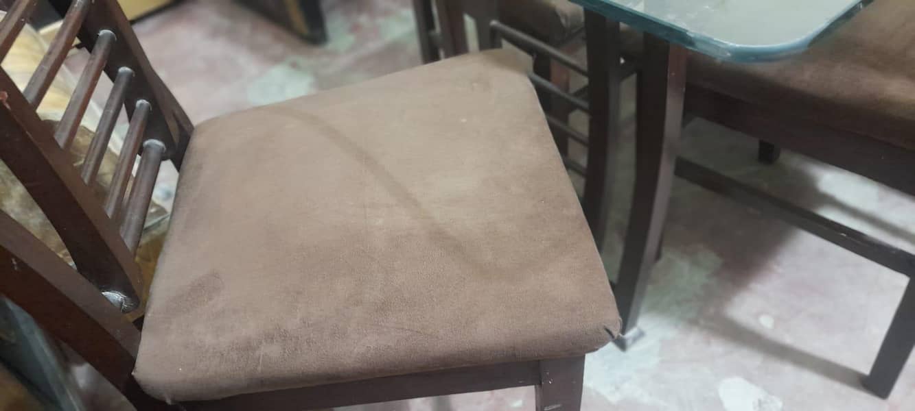 Dining table with chairs 3