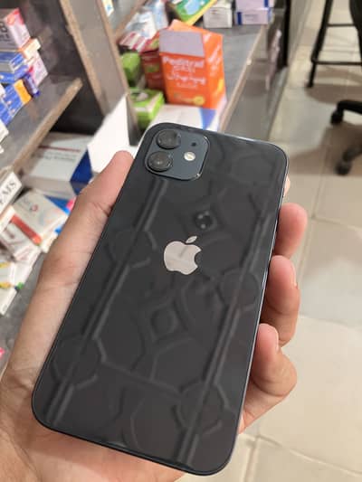 Apple iPhone 12