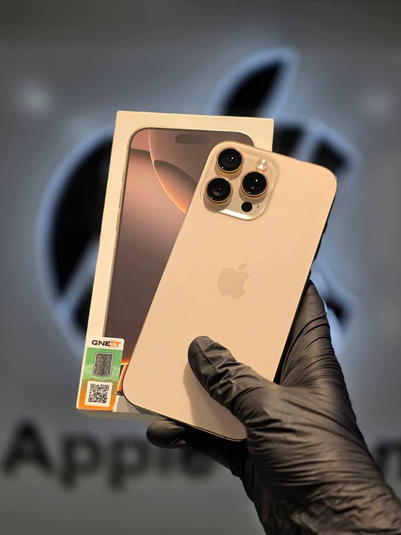 Apple iPhone 16 Pro Max 0
