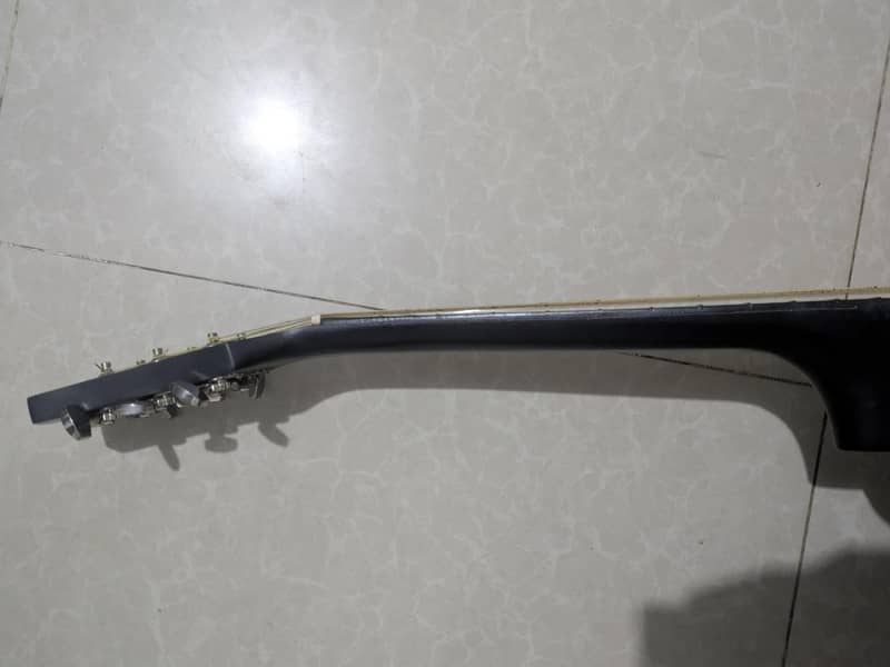Guitar 11