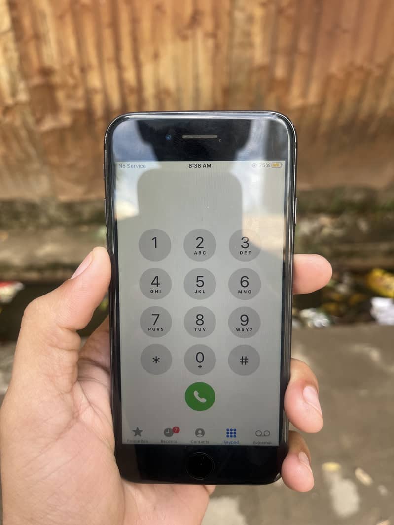 iPhone 8 1