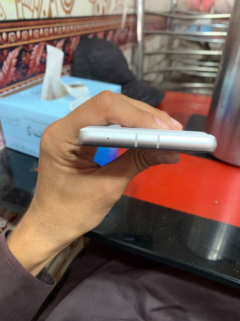 Google Pixel 7a 1