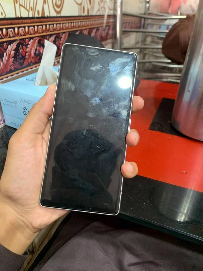 Google Pixel 7a 5