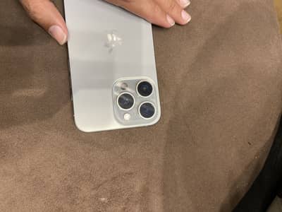 Apple iPhone 15 Pro Max