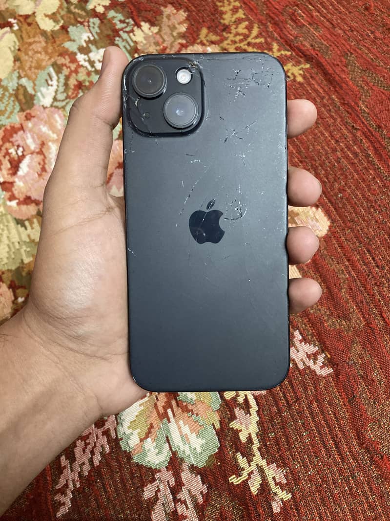 Apple iPhone 15 2