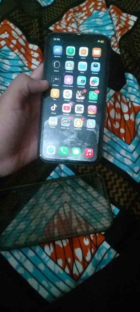 Apple iPhone 15 Pro 1