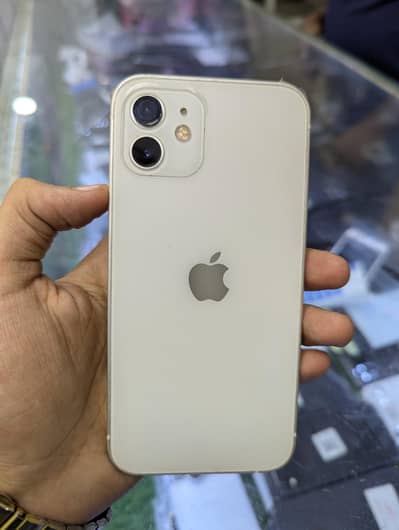 Apple iPhone 12