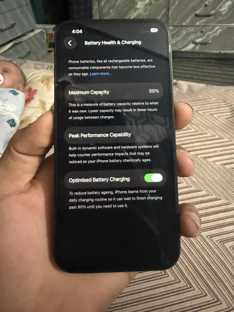 Apple iPhone 13 0
