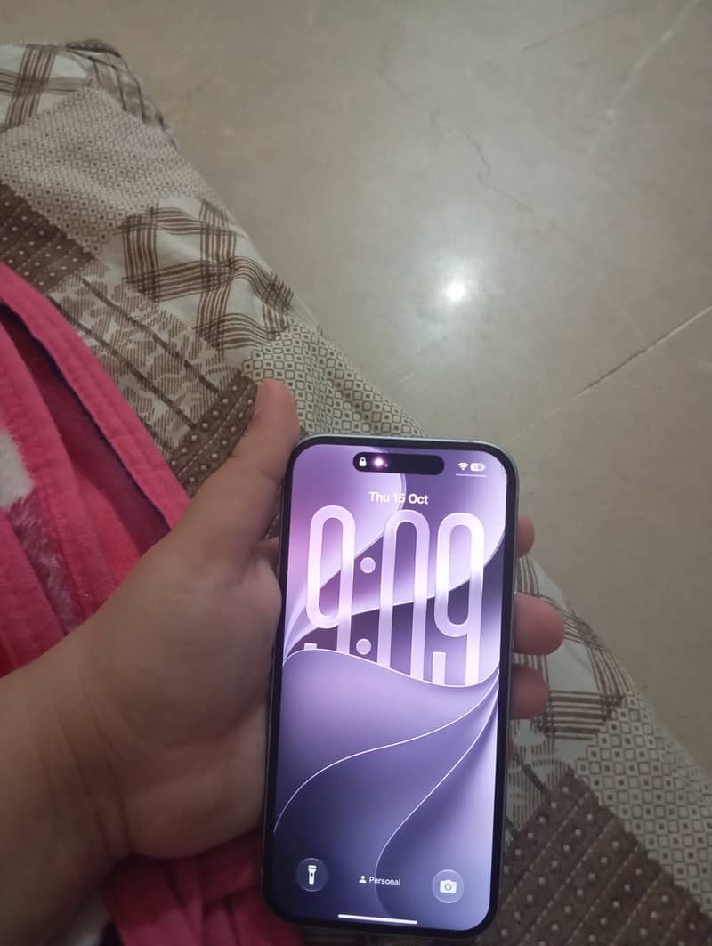 Apple iPhone 15 2
