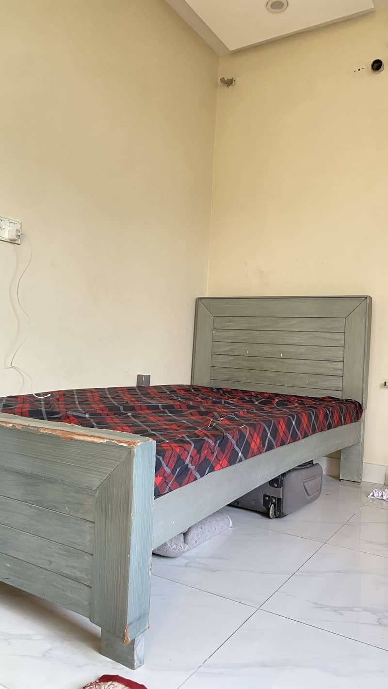 Single bed 1