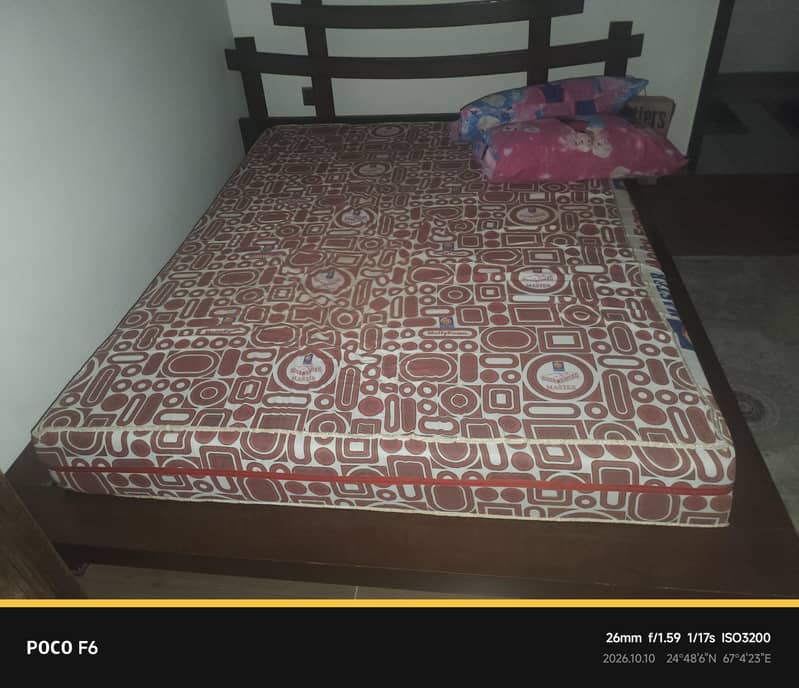 Solid Wood Low Bed 0