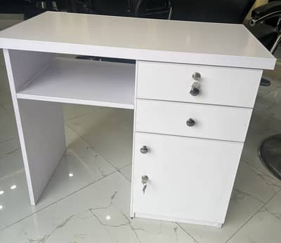 office table/study table/ nail table