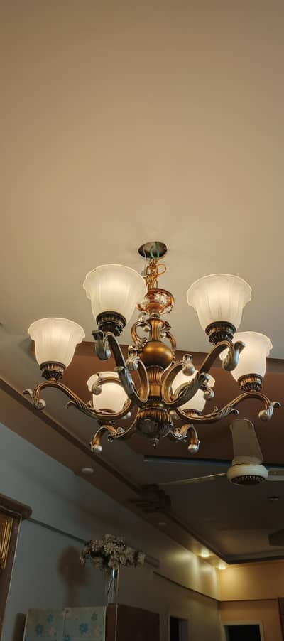 Antique Chandelier 2 Wall lamp Condition 10 by 10 With Blub