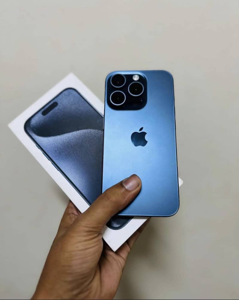 Apple iPhone 15 Pro Max 2