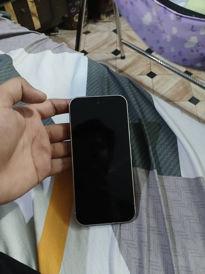 Google Pixel 9 2