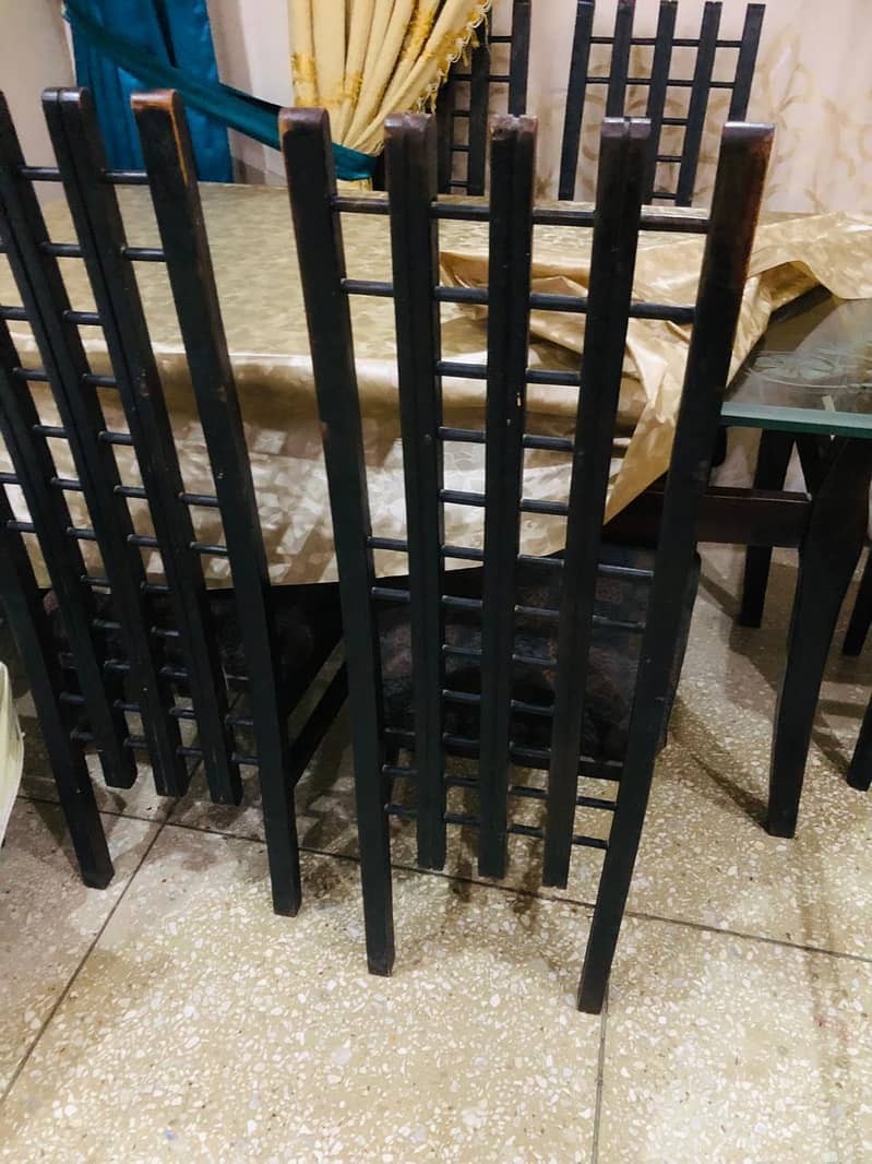 6 seater dining table 0