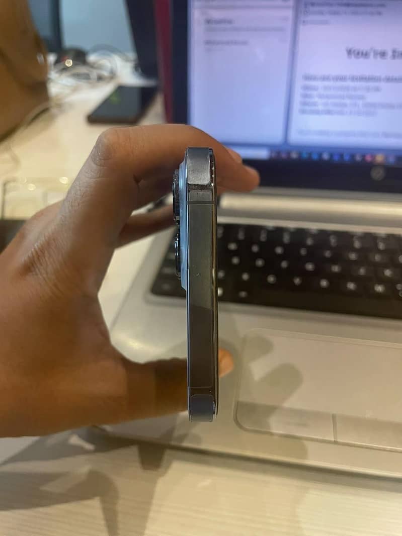 Apple iPhone 13 Pro Max 8