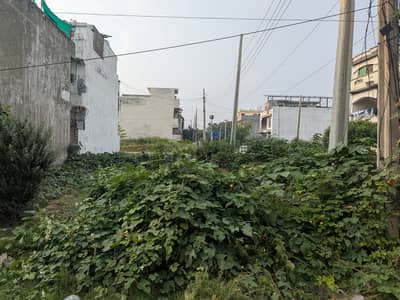 I/14/4 Proper Corner Plot with Extra land