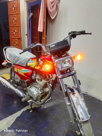 Honda CG 125 ha canwad tu Honda 125 2026 modal  par tayar ha